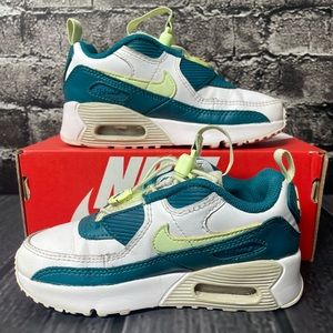 Nike Air Max 90 Toggle SE CV0064-124 Size 11.5C Phantom Barely Volt
